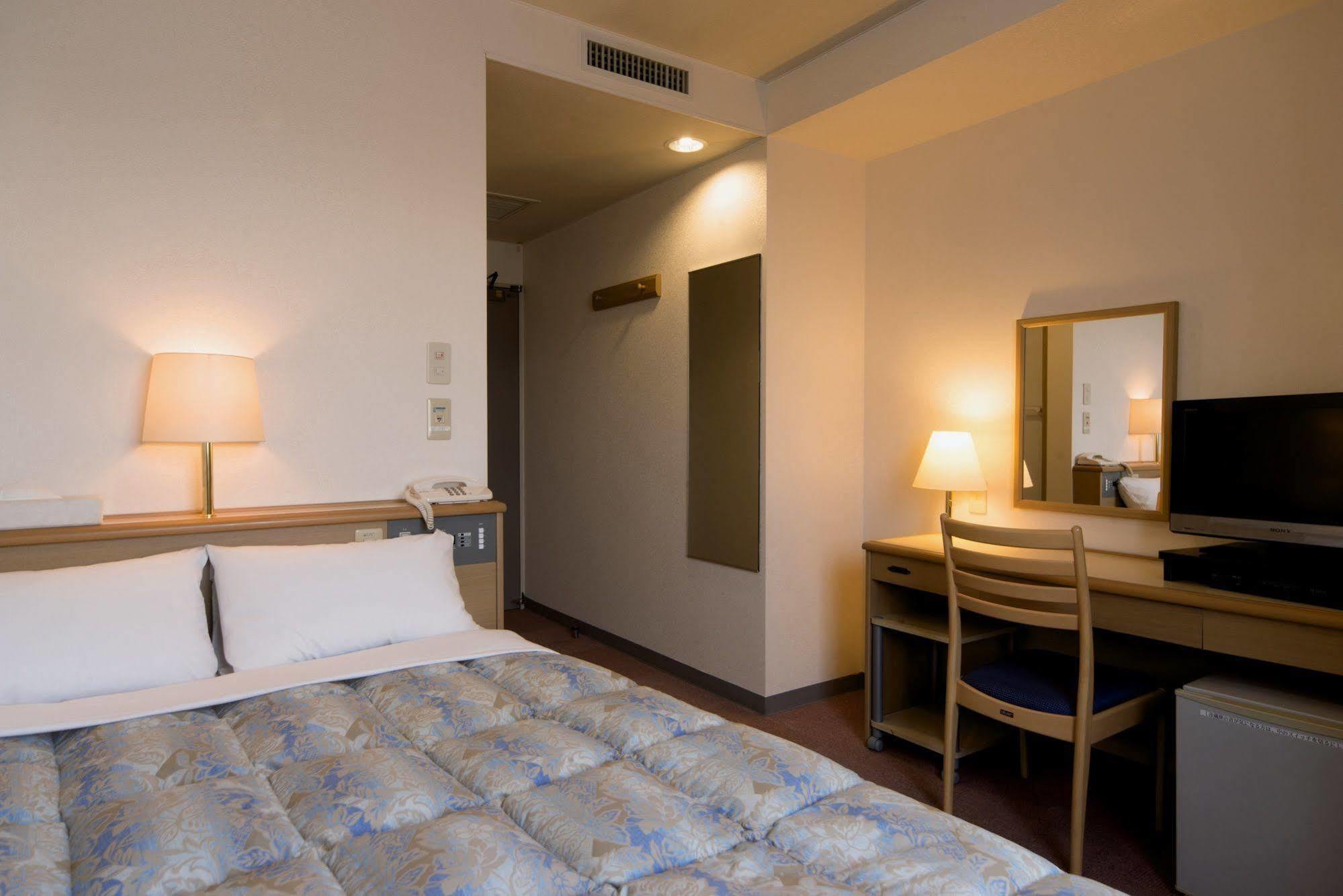 Mutsu Park Hotel Eksteriør bilde