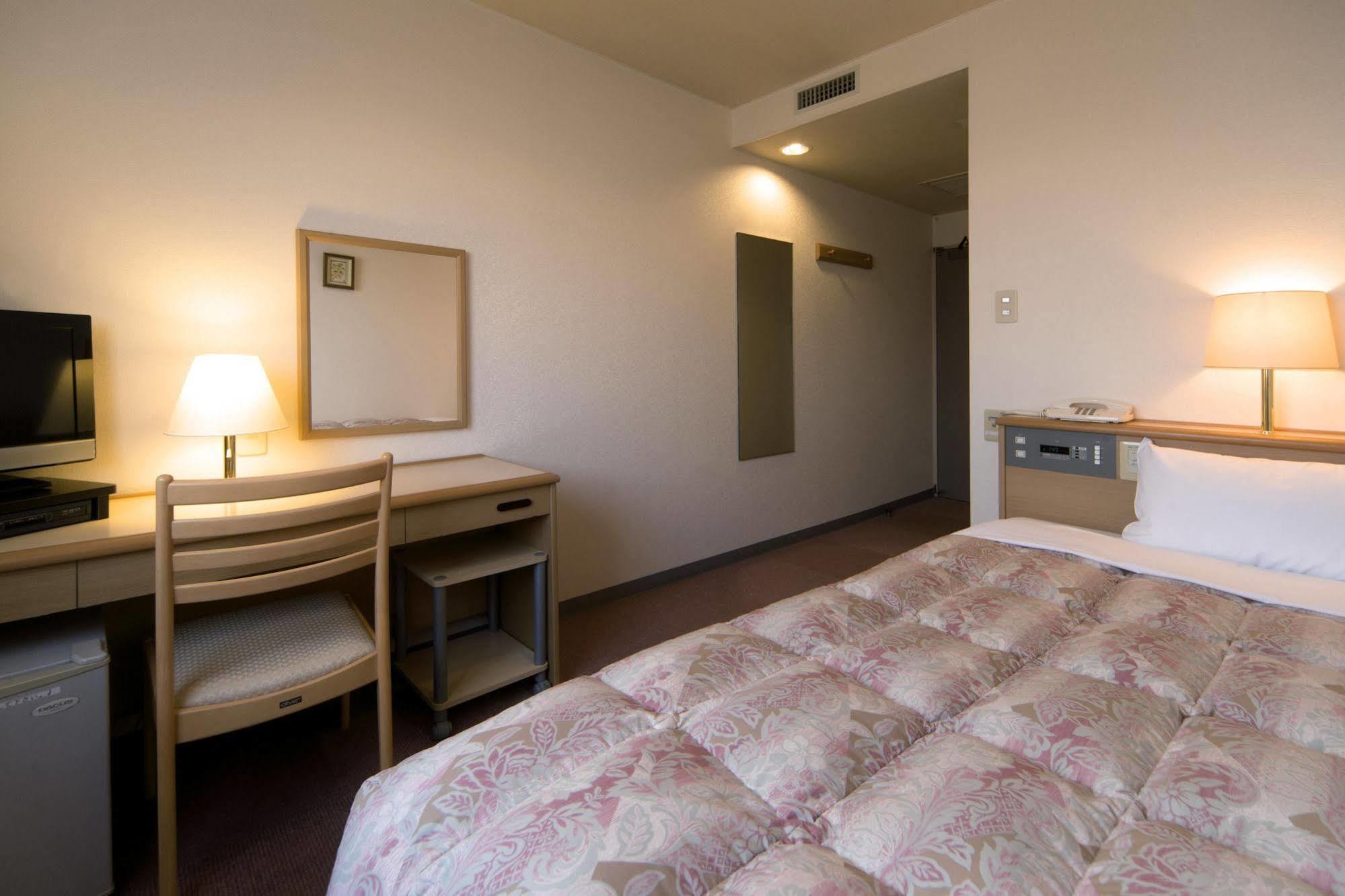 Mutsu Park Hotel Eksteriør bilde